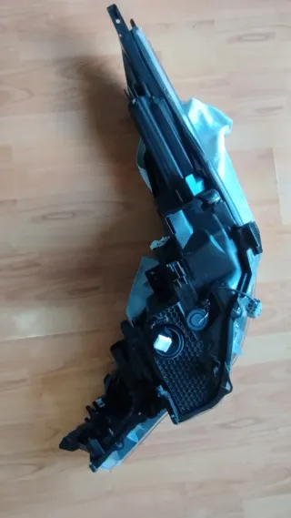 Faro Delantero Derecho Toyota CHR 2020