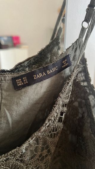 Mono Zara encaje floral