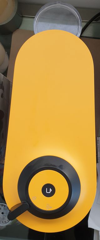Cafetera Nespresso Amarilla