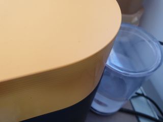 Cafetera Nespresso Amarilla