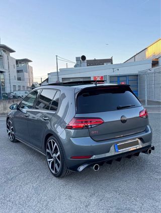 VW Golf 7.5 GTI performance