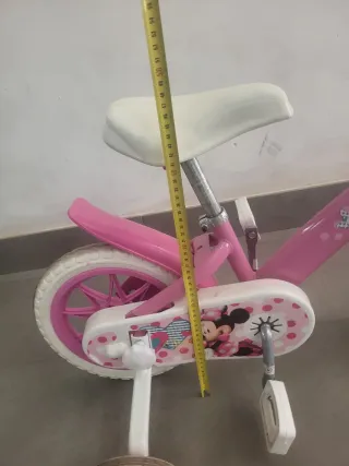 Bicicleta infantil Minnie Mouse rosa, COMO NUEVA