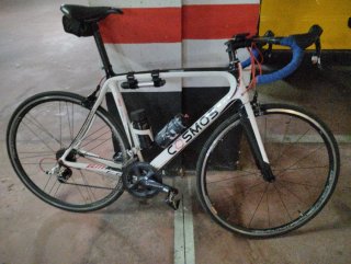 Bicicleta de carretera Cosmos