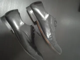 Zapatos Guy Laroche Negros