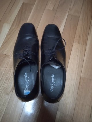 Zapatos Guy Laroche Negros