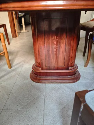 Tavolo da pranzo antico in legno massello estensibile