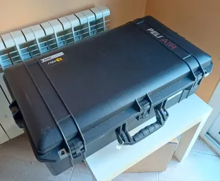 Maleta Peli AIR 1605 con divisores
