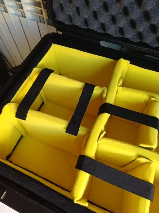 Maleta Peli AIR 1605 con divisores