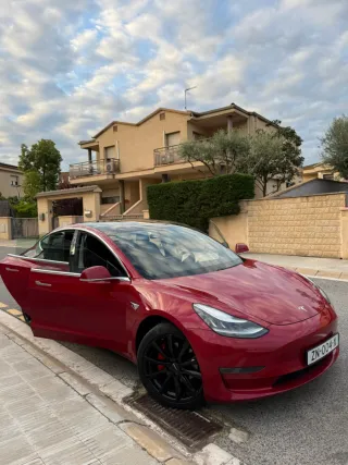 Tesla Model 3 2019