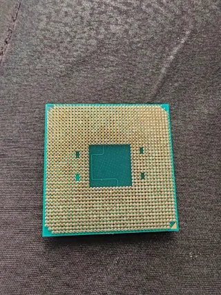 Processore AMD Ryzen 3 2200G
