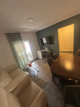 Habitación en alquiler detrás del edificio Konsum