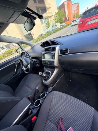 Toyota Verso 2016
