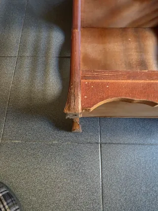 Mesita auxiliar vintage de madera