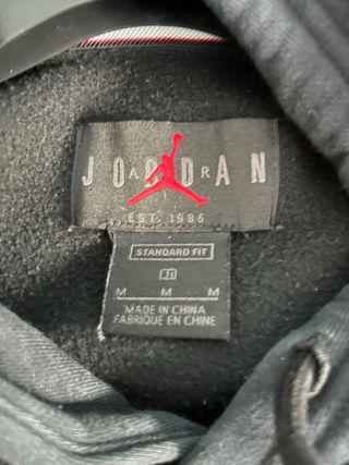 Sudadera Jordan con capucha negra