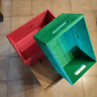 Cajonera de madera con ruedas