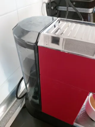 Cafetera Delonghi Dedica
