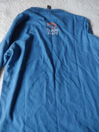 Camiseta manga larga azul