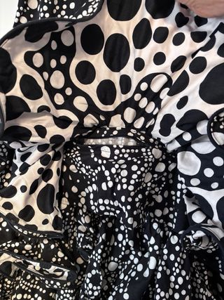 Traje de flamenca negro y blanco