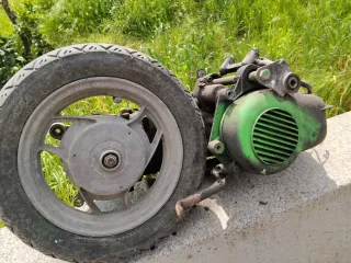 Motor Yamaha Jog Artístico