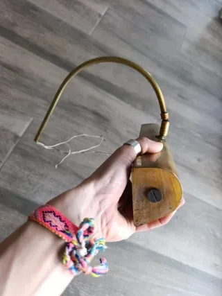 Lampada da parete dorata per quadri