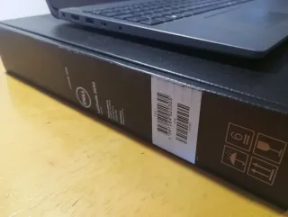 Dell Latitude 3550 Portátil
