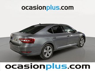 Skoda Superb 1.5 TSI Ambition DSG 110 kW (150 CV)