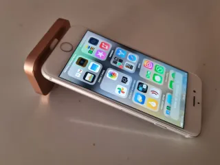 Riduzione di prezzo⬇️. iPhone 6S Argento Come Nuovo