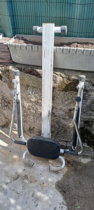 Máquina de remo antigua