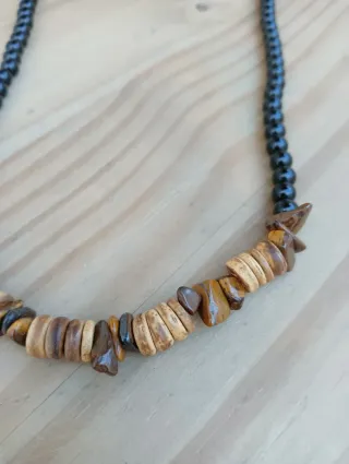 Collar obsidiana y madera