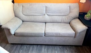 Sofá de 3 plazas gris claro