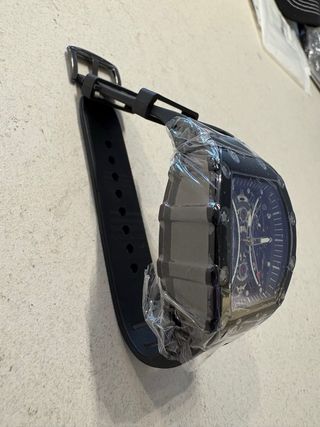 Reloj Skeleton Negro y Dorado