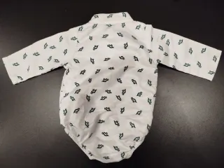 Traje de bebé con pajarita