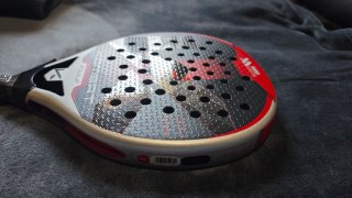 Pala Padel NUEVA sin abrir KOMBAT FUJI Manu Martin