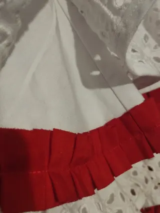 Falda flamenca blanca volantes rojos T.36