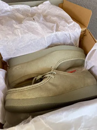 Zapatos Clarks Wallabee evo gris. T40