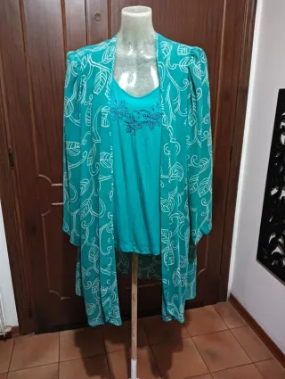 Completo gonna, blusa e giacca verde