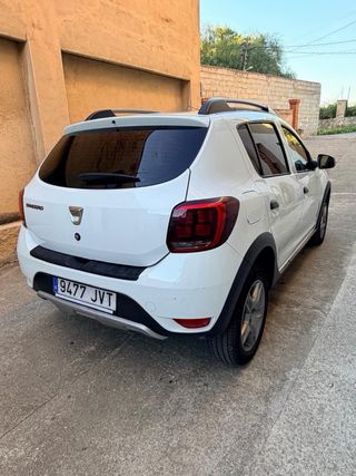 Dacia Sandero 2016 24 meses de garantia