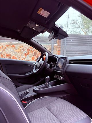 Renault Clio impecable, precio negociable