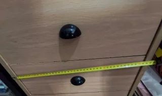 Cajonera de madera con 3 cajones mesilla