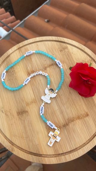 Rosario personalizado MARIA con mariposas