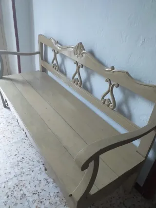 Banca de madera beige