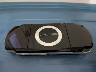 PSP 2004 Piano Black