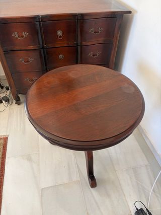 Mesa de centro redonda de madera