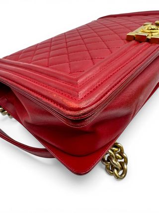 Bolso Chanel Boy Rojo Dorado