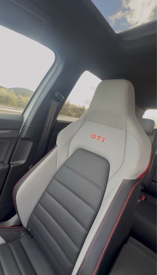 Volkswagen Golf 2025