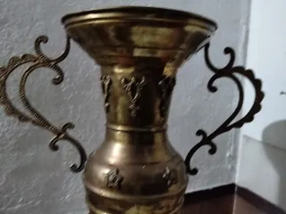 Jarrón de Bronce Decorado