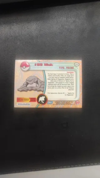 Várias cartas Pokémon topps