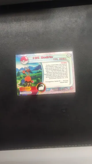 Várias cartas Pokémon topps