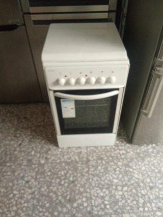 Cucina elettrica 4 fuochi con forno nuovo