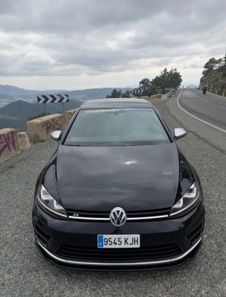 Volkswagen Golf R 2015
